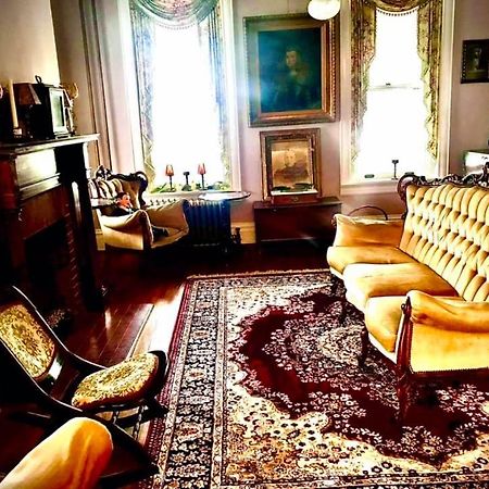 Historic 1912 Hoover House Bed And Breakfast Waynesboro ภายนอก รูปภาพ