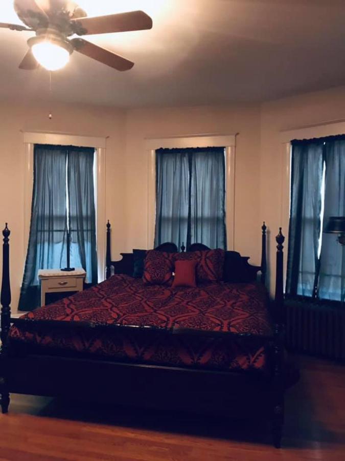 Historic 1912 Hoover House Bed And Breakfast Waynesboro ภายนอก รูปภาพ